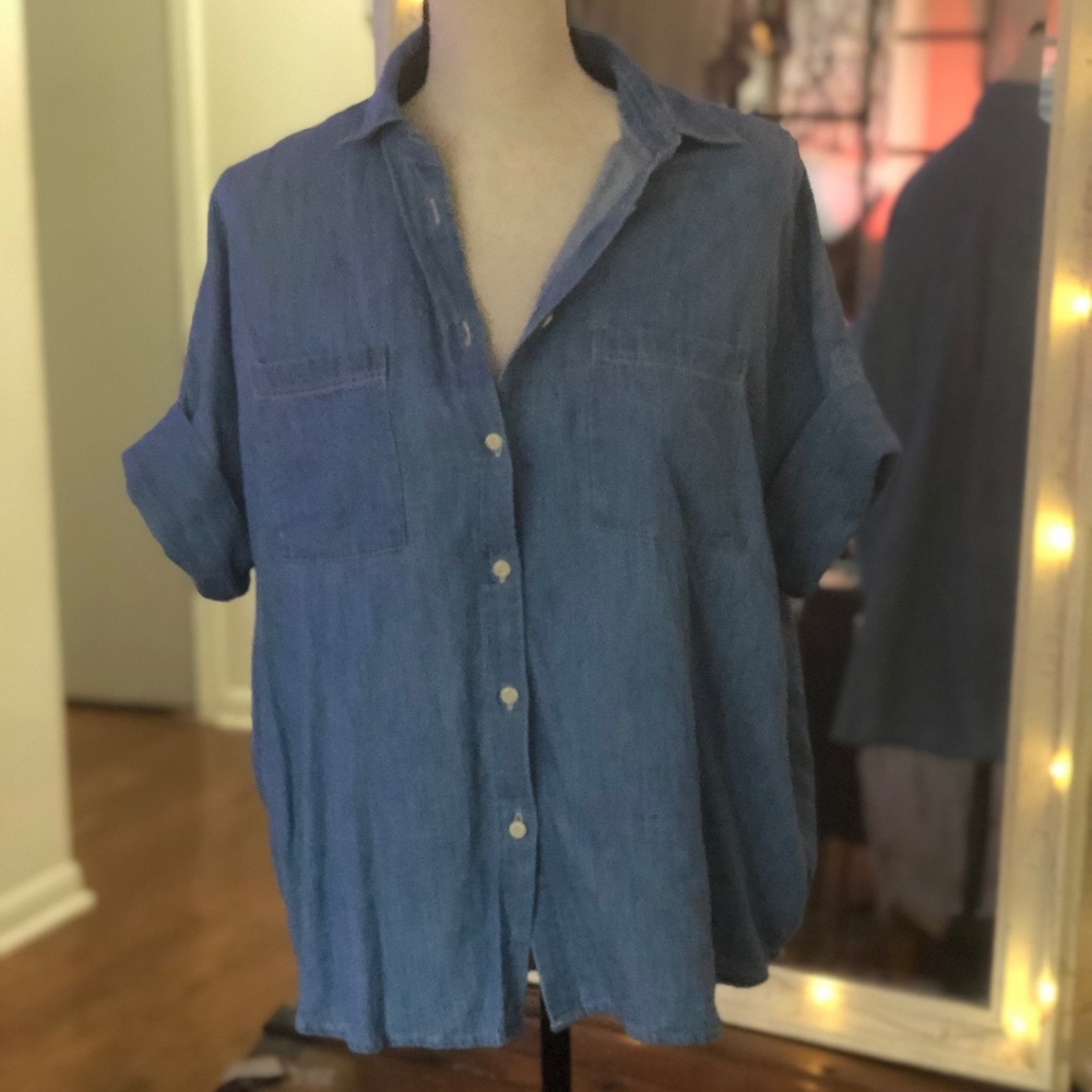Madewell Chambray Courier Button down Shirt